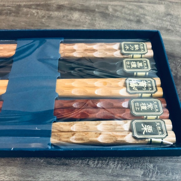 New Elegant Boxed Gift 5 Pairs Chopsticks Set - Picture 4 of 8